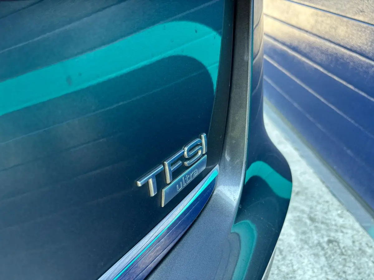 1.8 TFSI ultra S line Edition TREKHAAK AFNEEMBAAR PARKEERSENSOREN CRUISE CONTROL SPORTSTOELEN