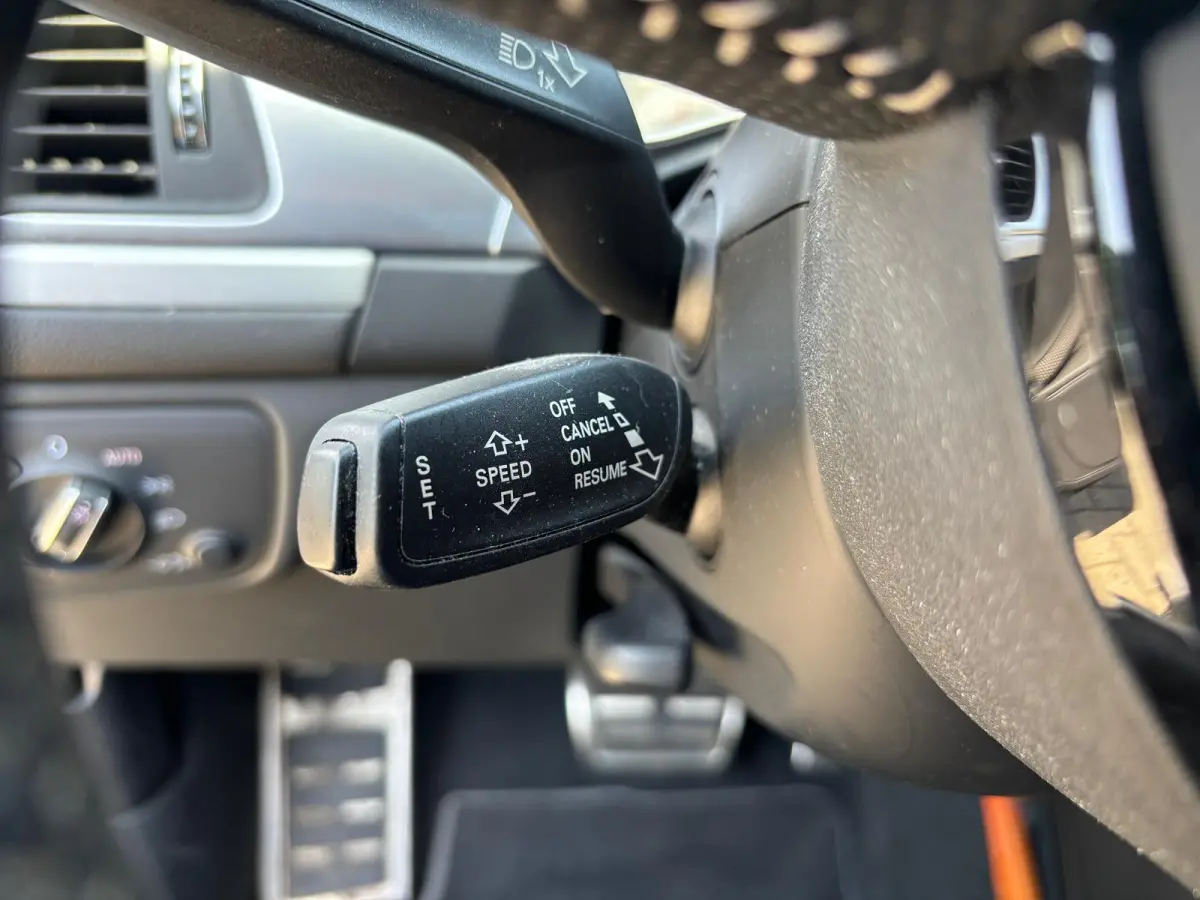 1.8 TFSI ultra S line Edition TREKHAAK AFNEEMBAAR PARKEERSENSOREN CRUISE CONTROL SPORTSTOELEN