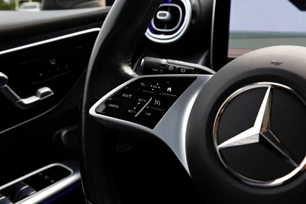 4MATIC Plug in*Perfect MB Onderh.*Luchtvering/Pano/Elek. Trekhaak/Snellader/Burmester/Memorie/Dodehoek/Camera*