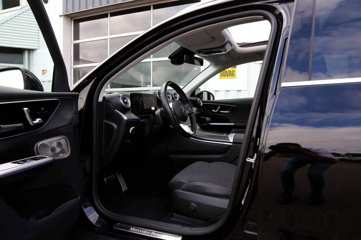 4MATIC Plug in*Perfect MB Onderh.*Luchtvering/Pano/Elek. Trekhaak/Snellader/Burmester/Memorie/Dodehoek/Camera*