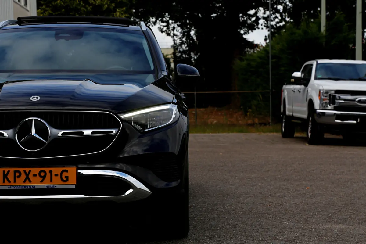4MATIC Plug in*Perfect MB Onderh.*Luchtvering/Pano/Elek. Trekhaak/Snellader/Burmester/Memorie/Dodehoek/Camera*
