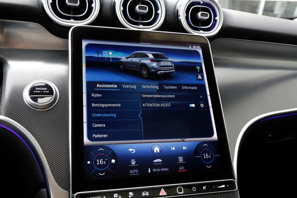 4MATIC Plug in*Perfect MB Onderh.*Luchtvering/Pano/Elek. Trekhaak/Snellader/Burmester/Memorie/Dodehoek/Camera*