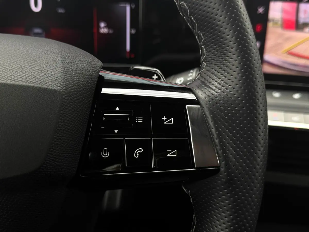 1.2 Ultimate Vol | Panorama | Memory Seats | LED | Keyless | Head-UP | Adaptive Cruise Control | Camera voor | Carplay|