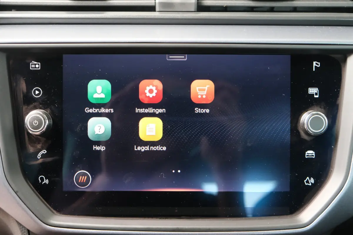 1.0 TSI Style Business Intense Plus - N.A.P. Airco, Cruise, Camera, Virtual display, Carplay.