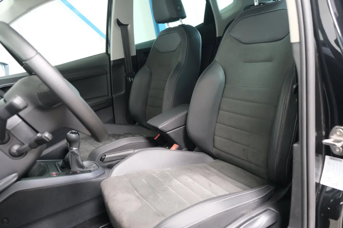 1.0 TSI Style Business Intense Plus - N.A.P. Airco, Cruise, Camera, Virtual display, Carplay.