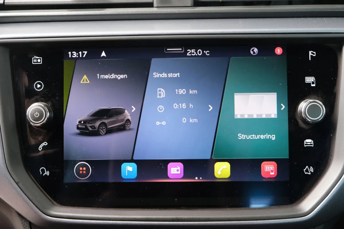 1.0 TSI Style Business Intense Plus - N.A.P. Airco, Cruise, Camera, Virtual display, Carplay.