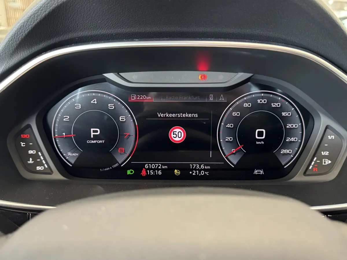35 TFSI Automaat S Edition | 19" Lichtmetalen Velgen | Airco | Panorama-schuifdak |  Audi sound system | Navigatie| Audi virtual cockpit | Lederen Bekleding | S Line exterieur( Vestiging - V