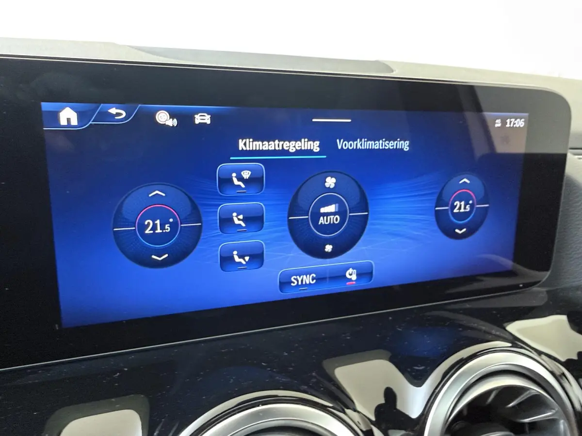 250 e Business Solution AMG / Memory-Stoelen / Panaroma-dak / Night-Pakket / Headup-Display /