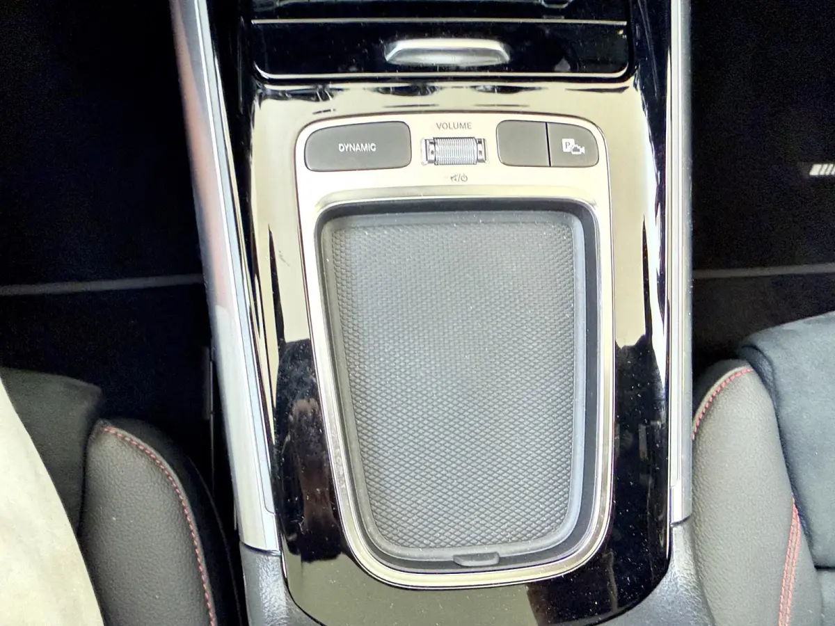 250 e Business Solution AMG / Memory-Stoelen / Panaroma-dak / Night-Pakket / Headup-Display /