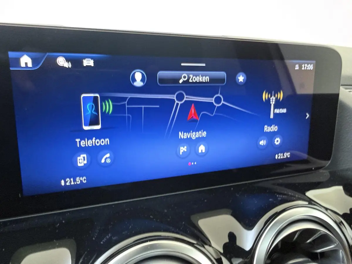 250 e Business Solution AMG / Memory-Stoelen / Panaroma-dak / Night-Pakket / Headup-Display /