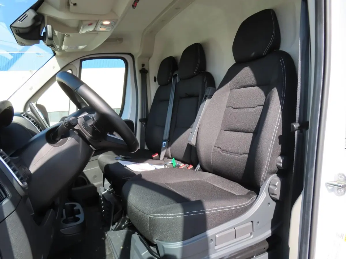 E-Ducato 4.25t L3 110 kWh | CAMERA | NAVI | DIGITALE BINNENSPIEGEL | KEYLESS | DRAADLOOS CARPLAY |