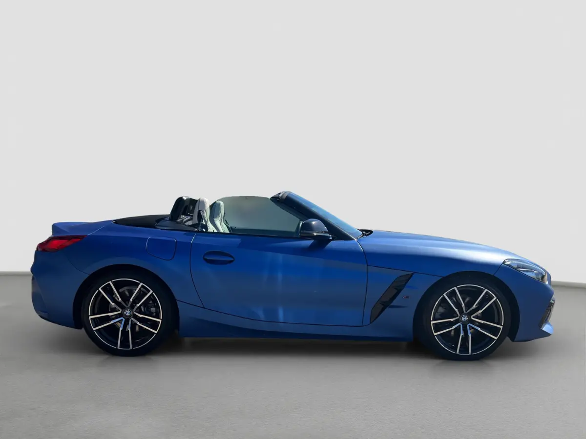 sDrive20i 197pk High Executive M-Sport | 19-inch velgen | Harman/Kardon Audio | DAB | Stoel/Stuurverwarming | Camera | Keyless Entry | Carplay | Leder | Navigatie | LED | Adaptive Cruise