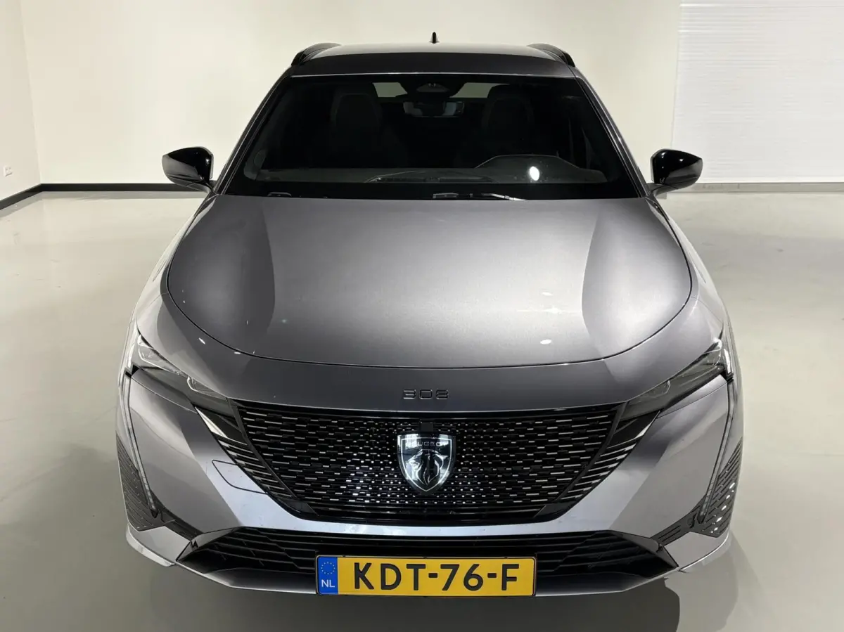 1.6 Plug-in Hybrid 225 GT|Black Pack|ARG stoel|Memory|19 inch|Camera|Carplay|Navi|PDC|ACC|Side assist|Lane Assist|