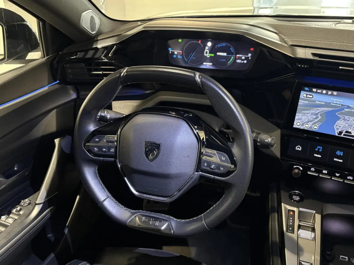 1.6 Plug-in Hybrid 225 GT|Black Pack|ARG stoel|Memory|19 inch|Camera|Carplay|Navi|PDC|ACC|Side assist|Lane Assist|