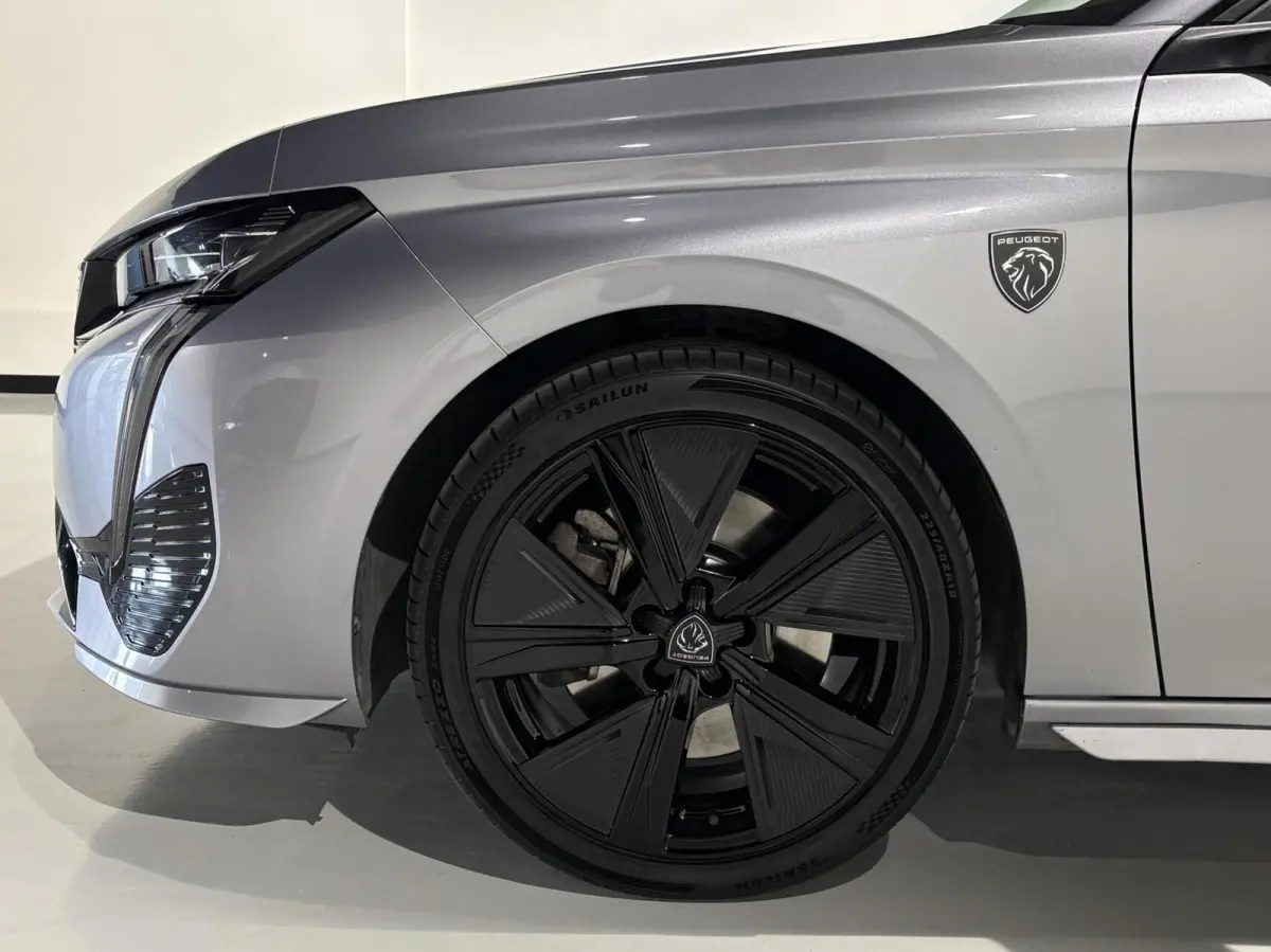 1.6 Plug-in Hybrid 225 GT|Black Pack|ARG stoel|Memory|19 inch|Camera|Carplay|Navi|PDC|ACC|Side assist|Lane Assist|