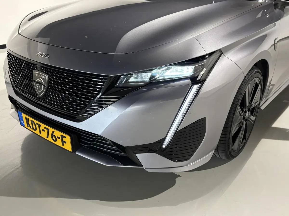 1.6 Plug-in Hybrid 225 GT|Black Pack|ARG stoel|Memory|19 inch|Camera|Carplay|Navi|PDC|ACC|Side assist|Lane Assist|