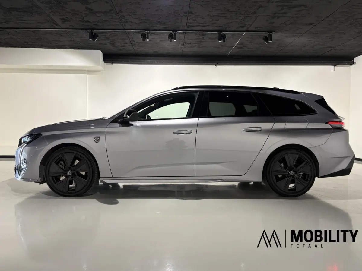 1.6 Plug-in Hybrid 225 GT|Black Pack|ARG stoel|Memory|19 inch|Camera|Carplay|Navi|PDC|ACC|Side assist|Lane Assist|