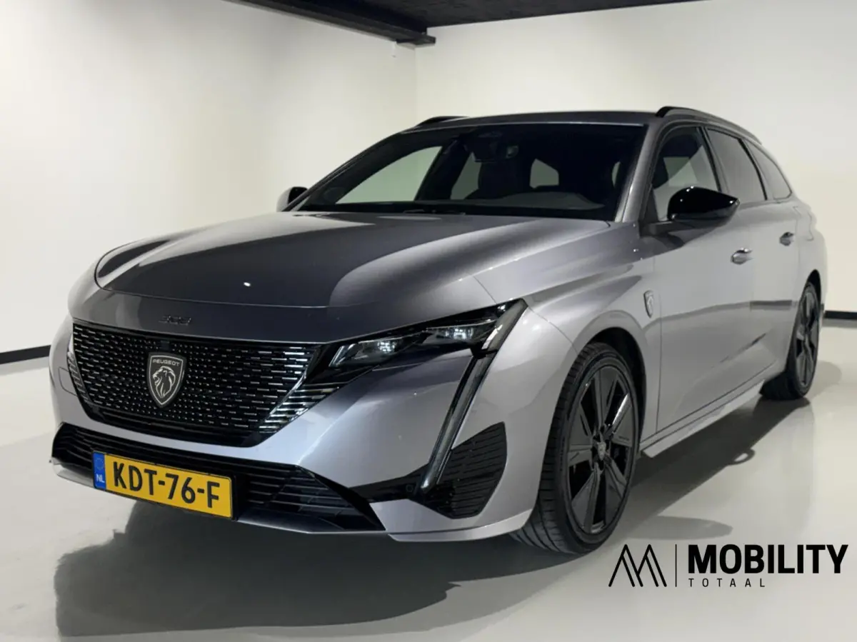 1.6 Plug-in Hybrid 225 GT|Black Pack|ARG stoel|Memory|19 inch|Camera|Carplay|Navi|PDC|ACC|Side assist|Lane Assist|