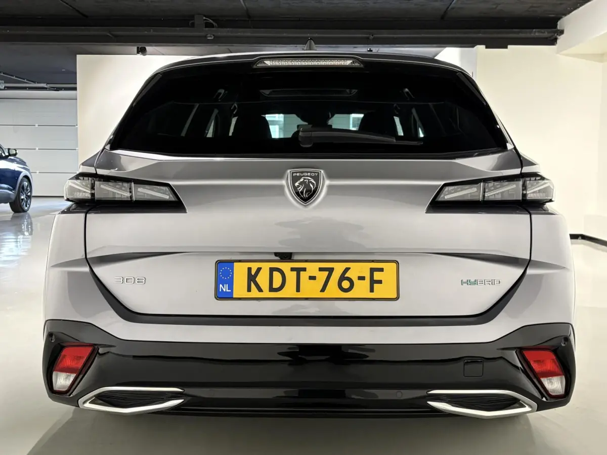 1.6 Plug-in Hybrid 225 GT|Black Pack|ARG stoel|Memory|19 inch|Camera|Carplay|Navi|PDC|ACC|Side assist|Lane Assist|