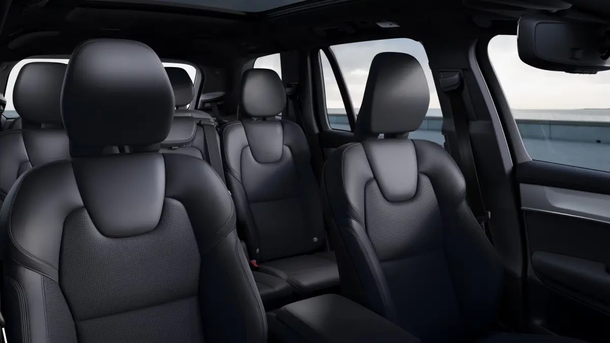 2.0 T8 Plug-in hybrid AWD Ultra Black Ed. Exec. | Massagefunctie voorstoelen | 22" 7-dubbelspaaks Glossy Black Diamond Cut | Bowers & Wilkins audiosysteem | Luchtvering