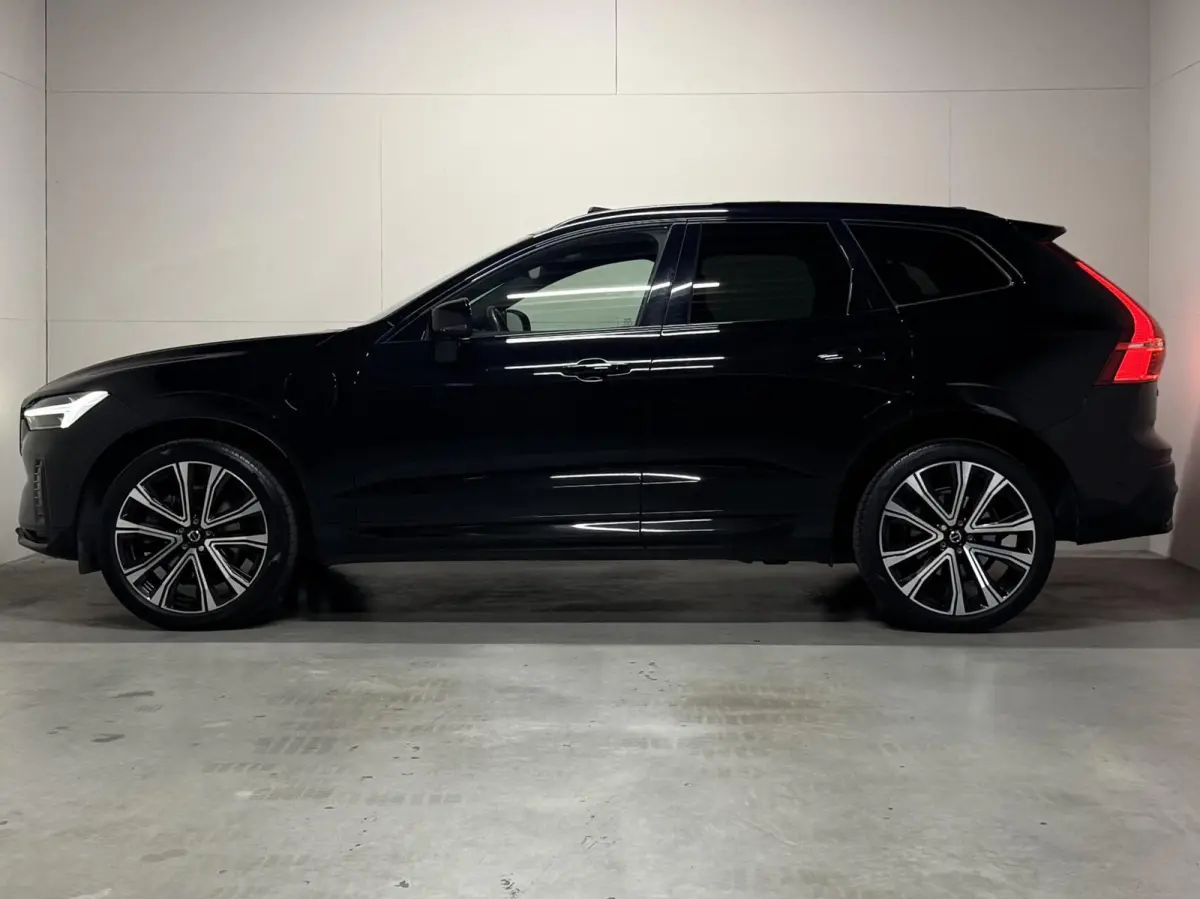 2.0 T6 Plug-in AWD R-Design Pano Google H/K HUD 360º
