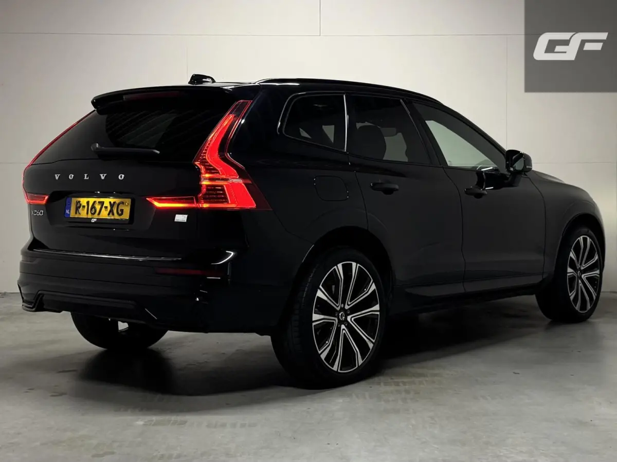 2.0 T6 Plug-in AWD R-Design Pano Google H/K HUD 360º