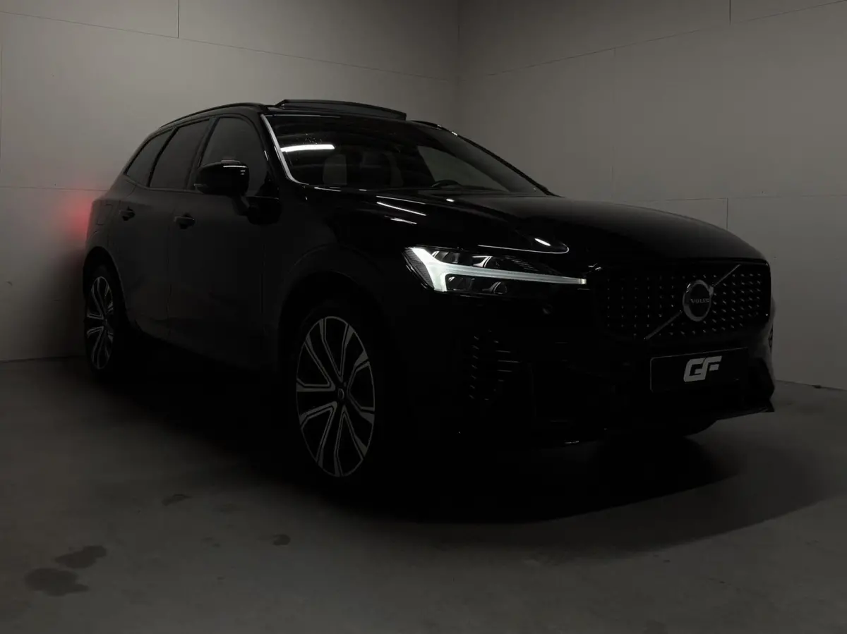 2.0 T6 Plug-in AWD R-Design Pano Google H/K HUD 360º