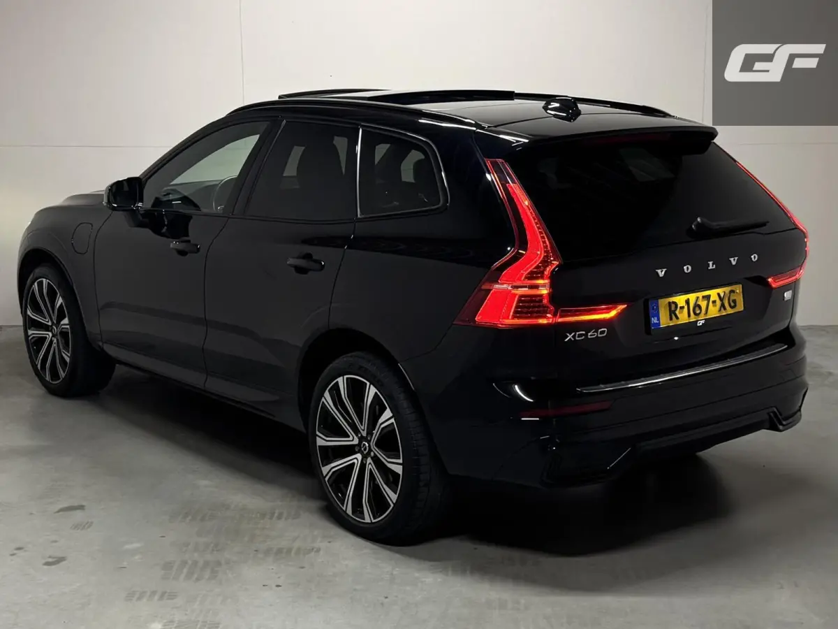 2.0 T6 Plug-in AWD R-Design Pano Google H/K HUD 360º