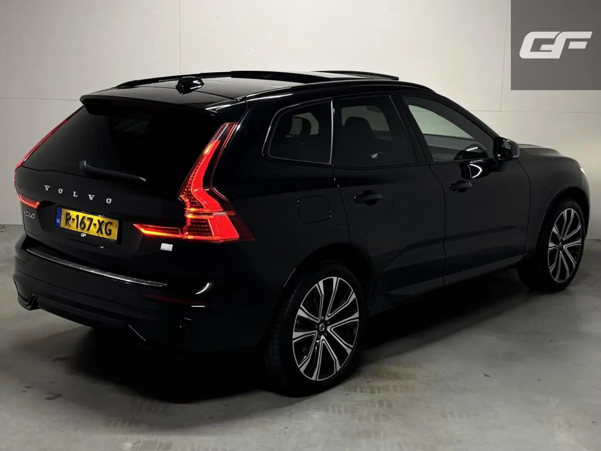 2.0 T6 Plug-in AWD R-Design Pano Google H/K HUD 360º