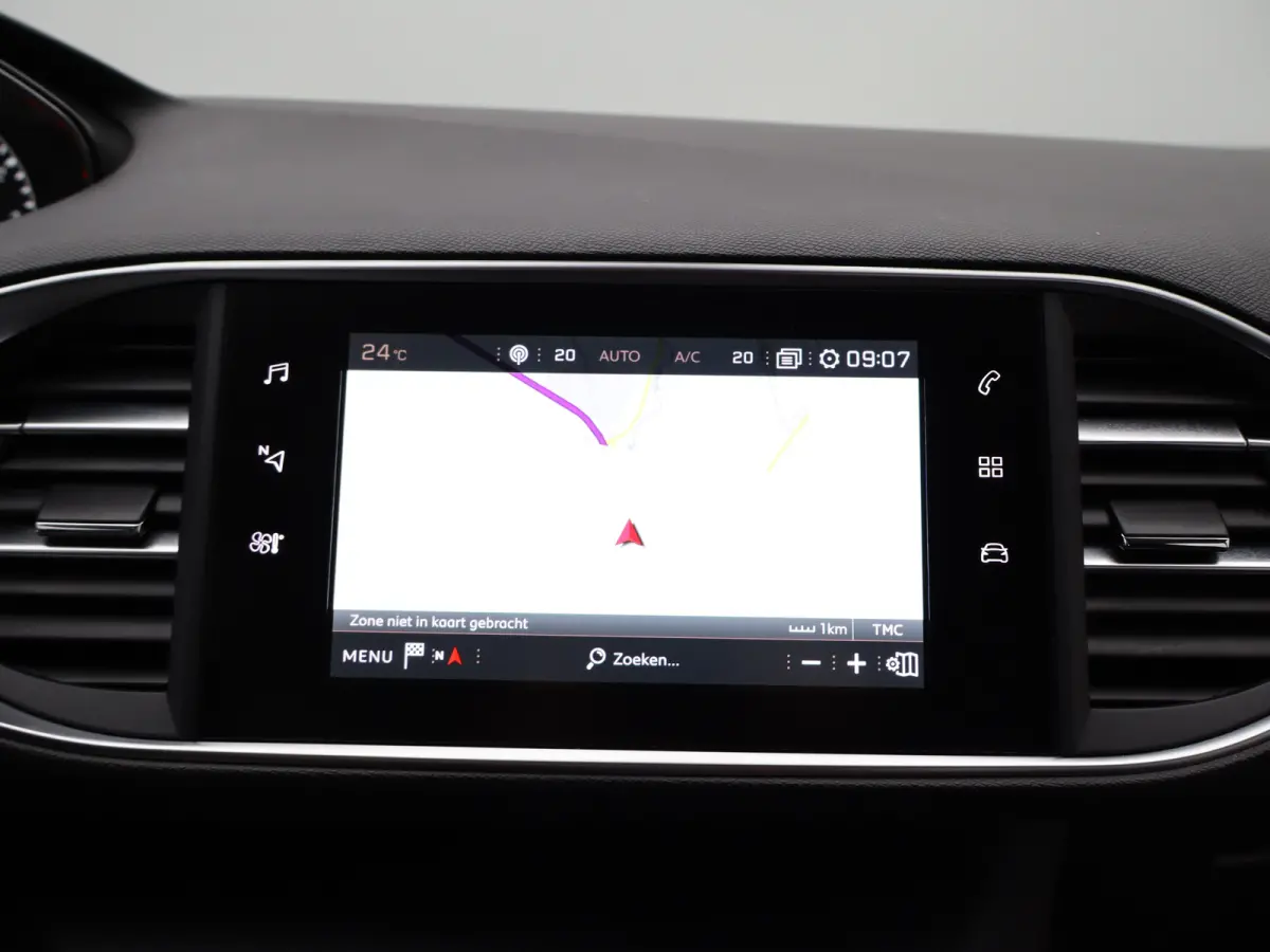 1.2 PureTech Allure | Navi | Cruise | Clima | Trekhaak | Carplay | PDC V+A | 16" LMV |