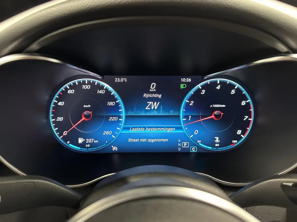 160 Advantage Pack NAVI CAMERA CRAPLAY 37000 KM CRUISE.