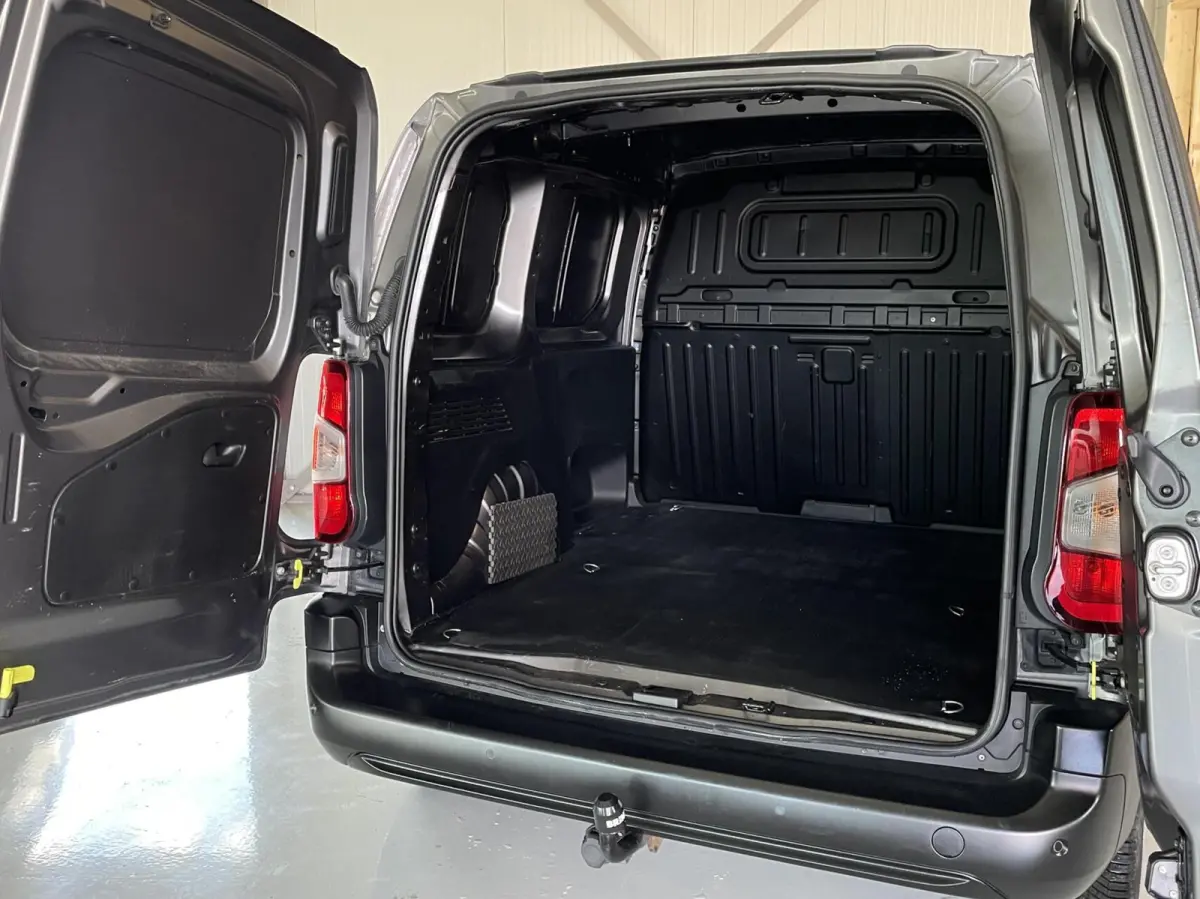 1.6D L1H1 Edition 2019 MARGE|TREKHAAK|CARPLAY