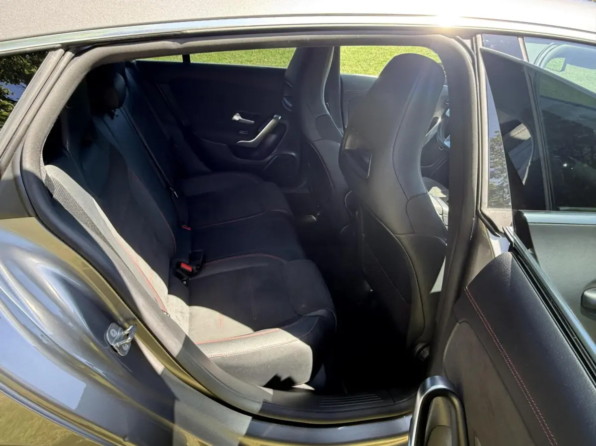 250 e AMG line