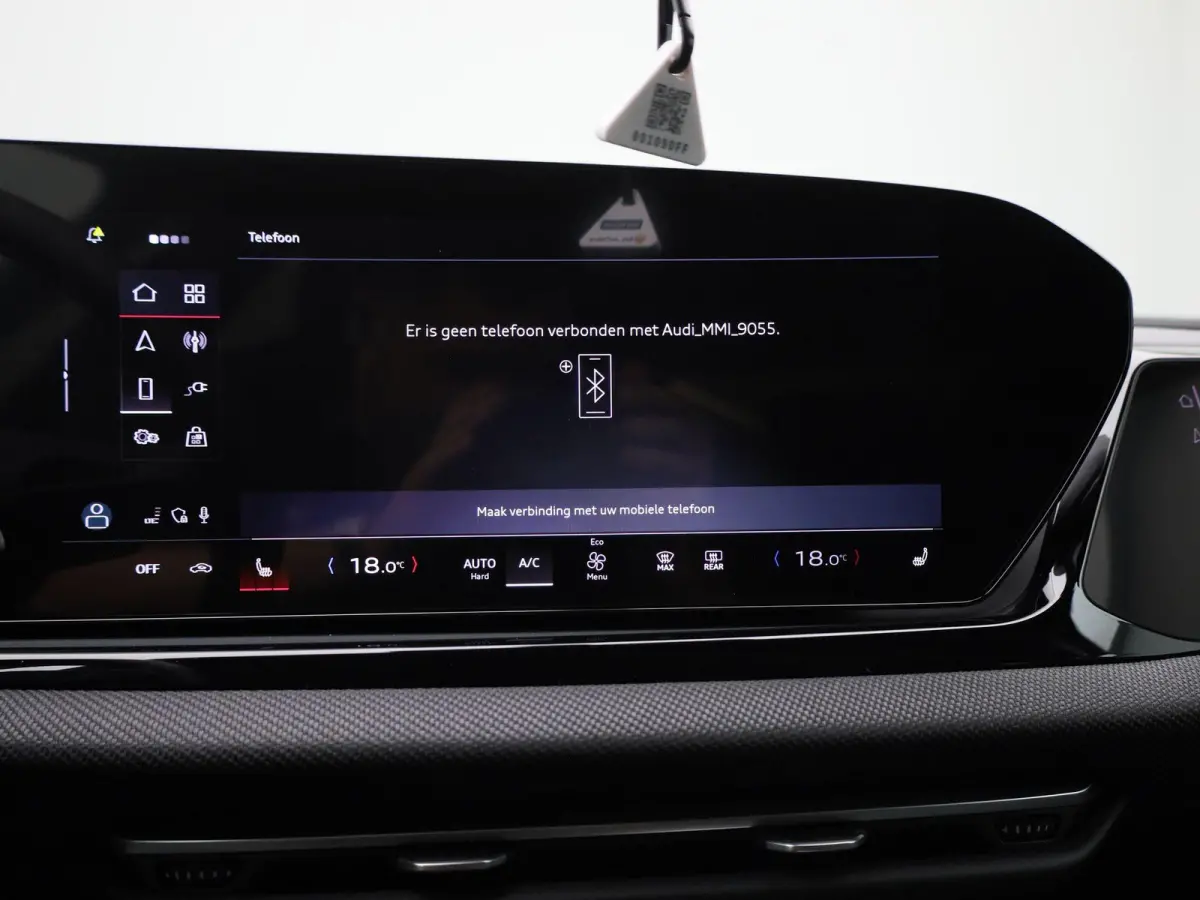 Avant 2.0 quattro S edition 299 PK | Adaptive cruise control | Climate control | 360 graden camera | Dodehoekdetectie | Matrix LED | RS Carbon Styling Pack | Verwarmde voorstoelen | Smartpho