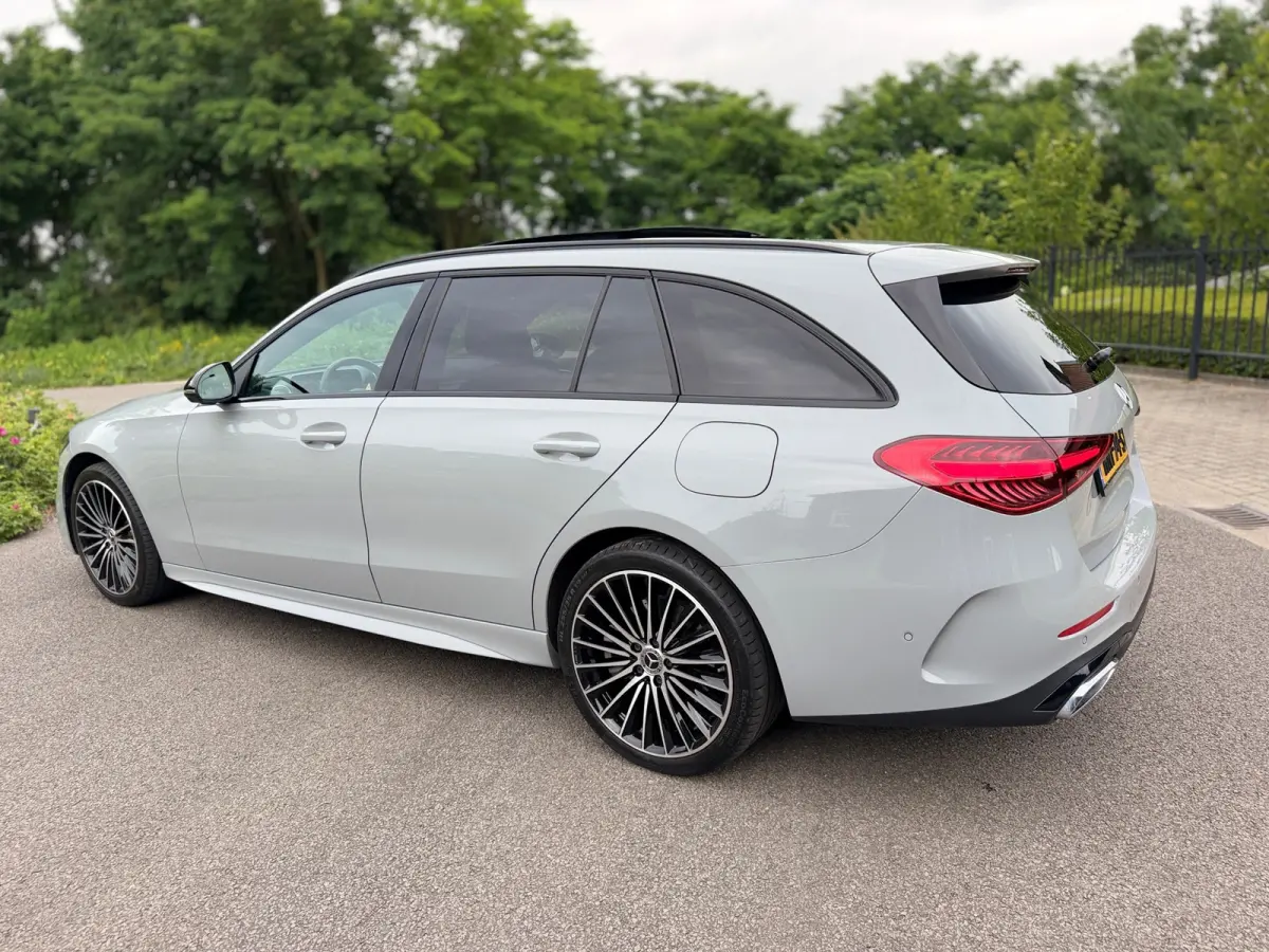 300e AMG | Panoramaschuifdak | Night | Burmester | Rijassistentiepakket Plus Led-High Performance