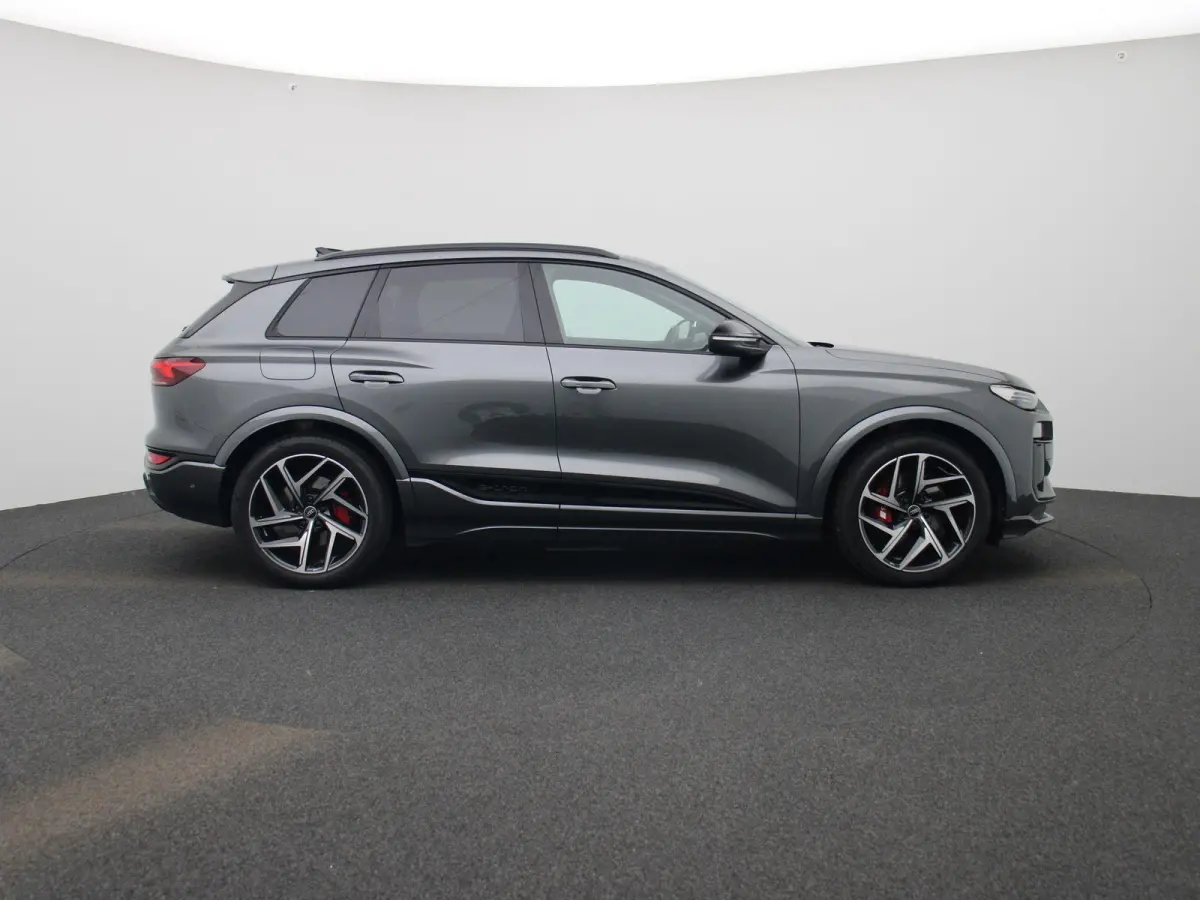 SQ6 quattro 100 kWh | Adaptive cruise control | 360 graden camera | Dodehoekdetectie | Bang & Olufsen 3D | Elekt. verstelbare voorstoelen | Climate control | Lichtpakket plus ambient light |