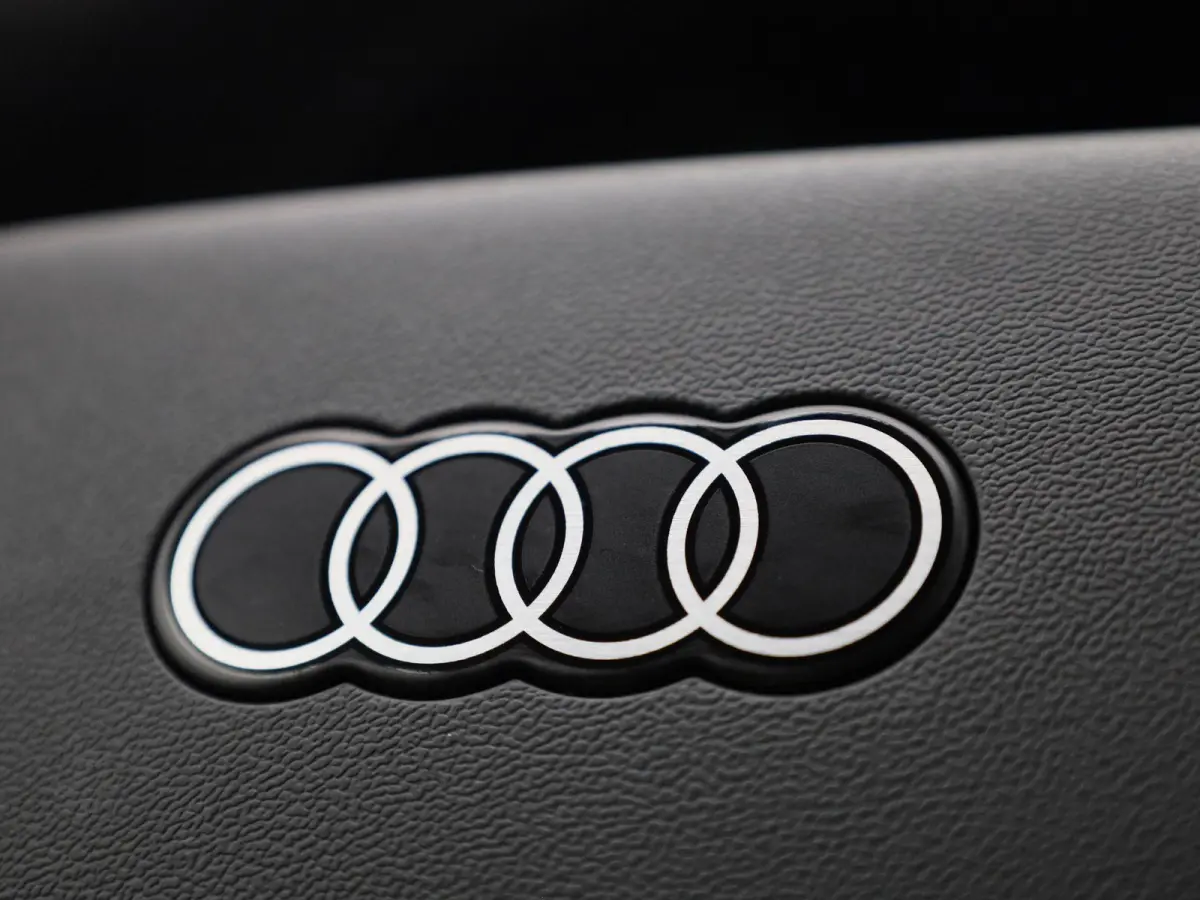 SQ6 quattro 100 kWh 490 PK | Adaptive cruise control | 360 graden camera | Dodehoekdetectie | Bang & Olufsen 3D | Elekt. verstelbare voorstoelen | Climate control | Lichtpakket plus ambient 