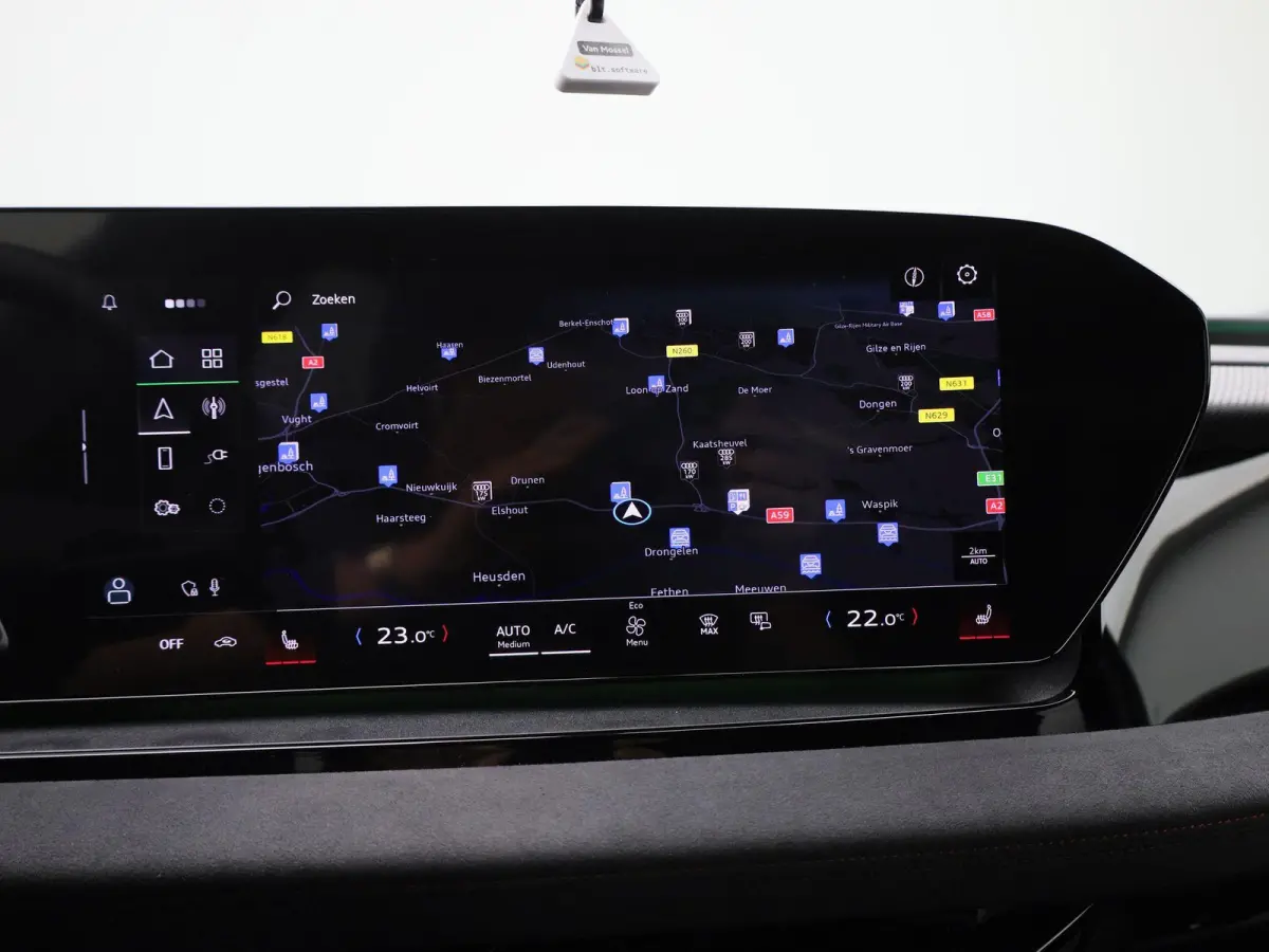SQ6 quattro 100 kWh 490 PK | Adaptive cruise control | 360 graden camera | Dodehoekdetectie | Bang & Olufsen 3D | Elekt. verstelbare voorstoelen | Climate control | Lichtpakket plus ambient 
