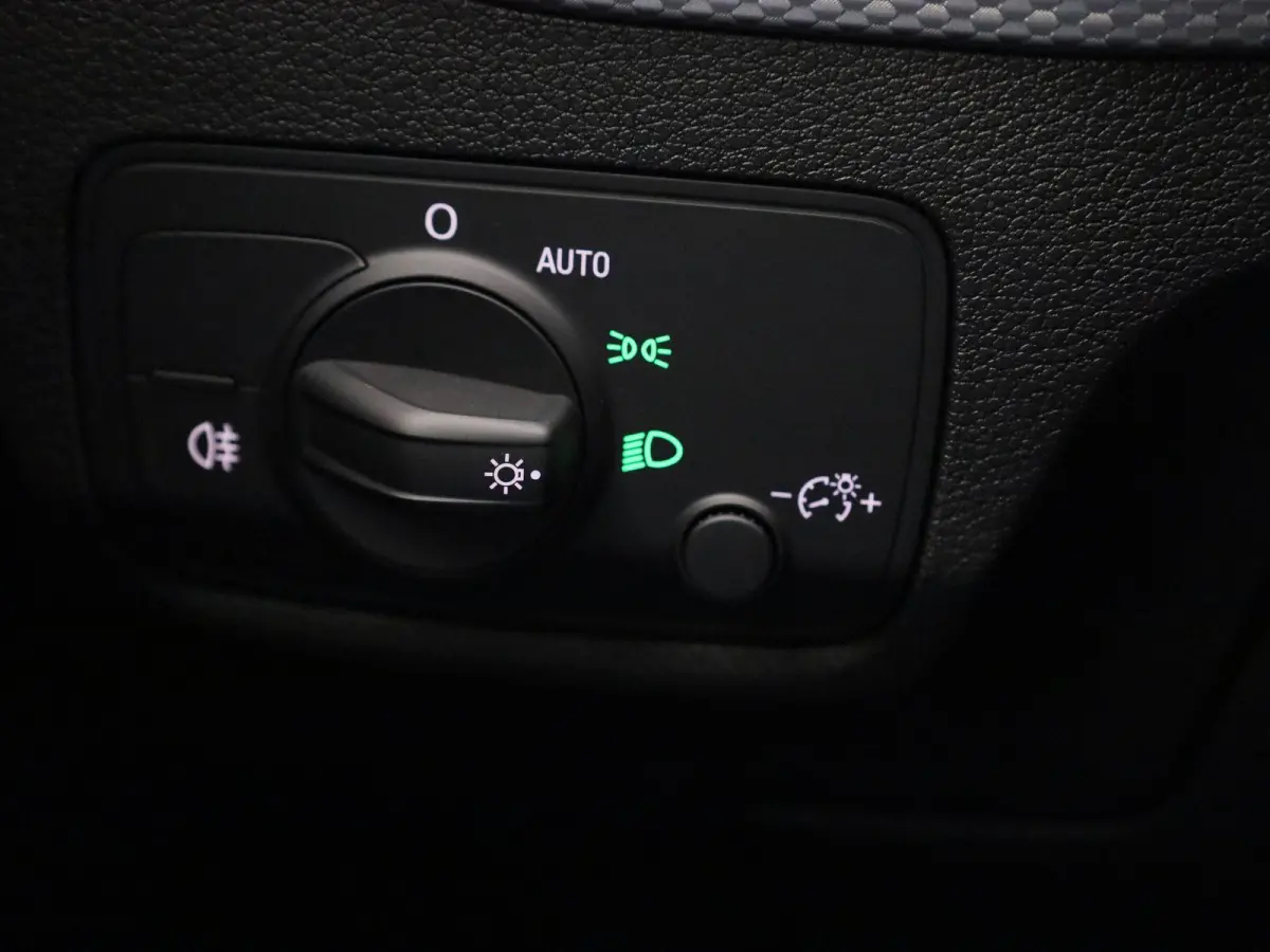 30 TFSI Pro Line | APPLE CARPLAY-ANDRIOD AUTO | CRUISE CONTROL | KLIMAATREGELING
