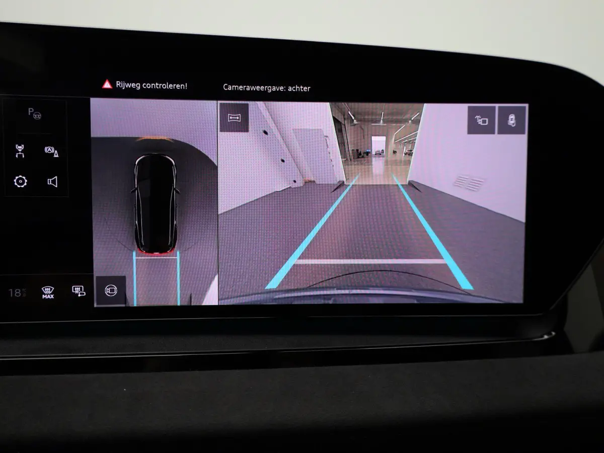 edition quattro 100 kWh 387 PK | SoH 99% | S line | Automaat | Augmented reality head-up display | Trekhaak | Luchtvering | Bang & Olufsen Premium 3D | Elektrisch verstelbaar stuur | Adaptiv
