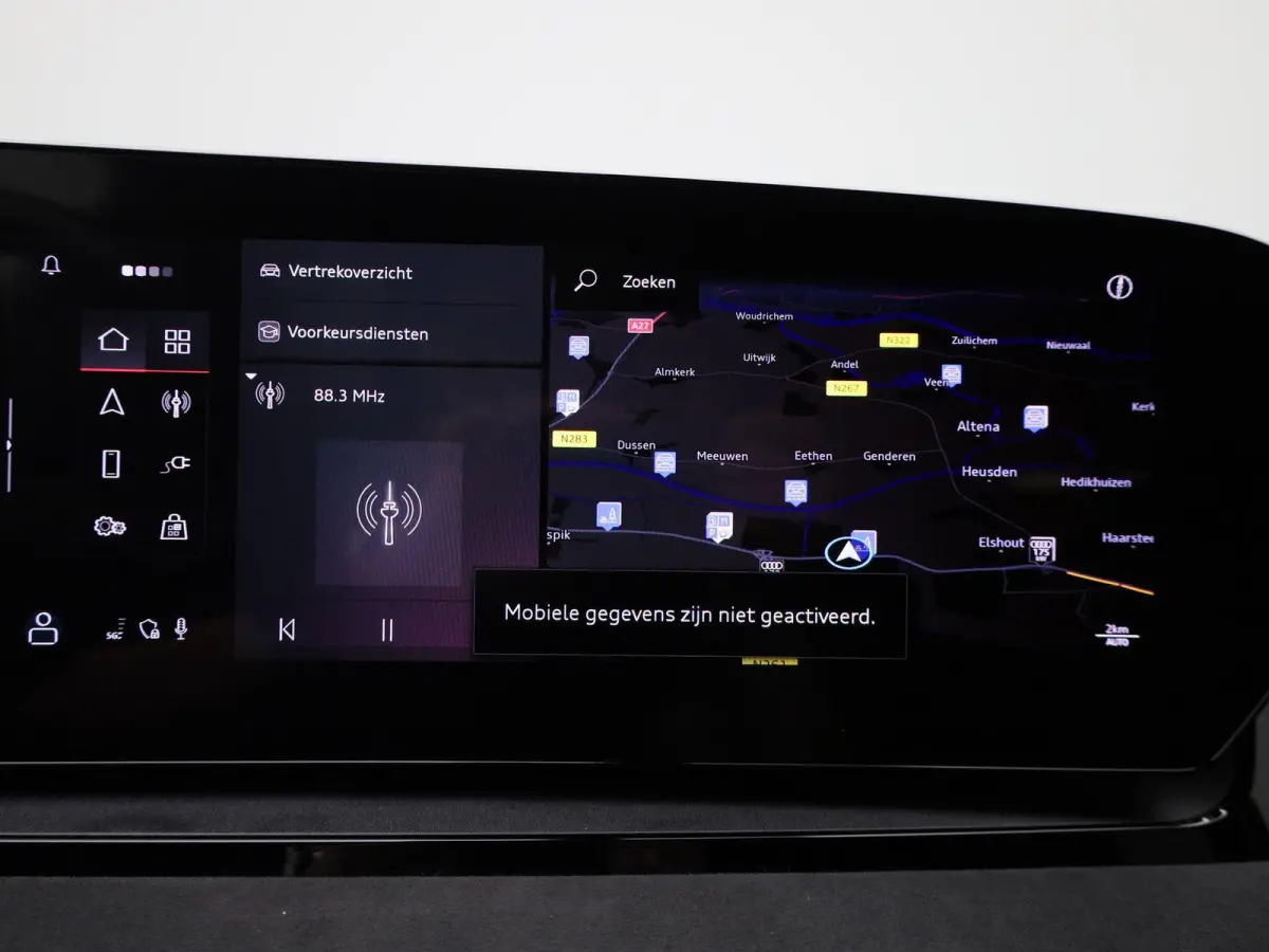 edition quattro 100 kWh 387 PK | SoH 99% | S line | Automaat | Augmented reality head-up display | Trekhaak | Luchtvering | Bang & Olufsen Premium 3D | Elektrisch verstelbaar stuur | Adaptiv