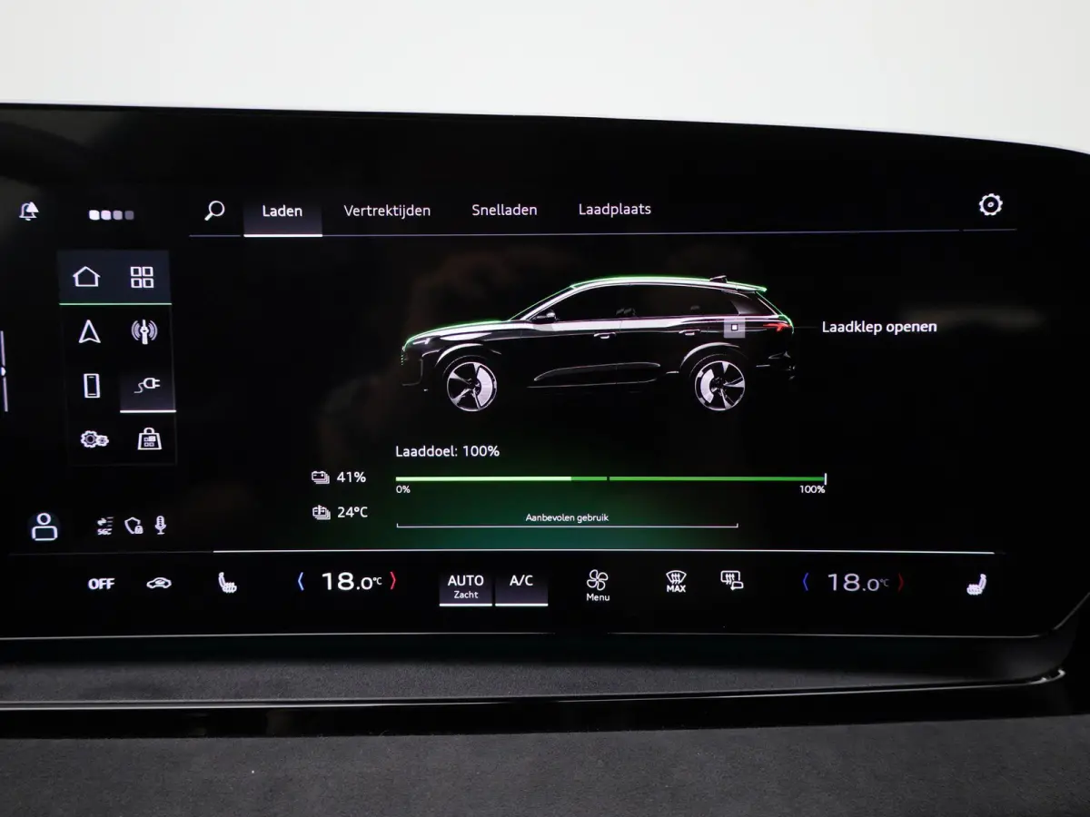 edition quattro 100 kWh 387 PK | SoH 99% | S line | Automaat | Augmented reality head-up display | Trekhaak | Luchtvering | Bang & Olufsen Premium 3D | Elektrisch verstelbaar stuur | Adaptiv