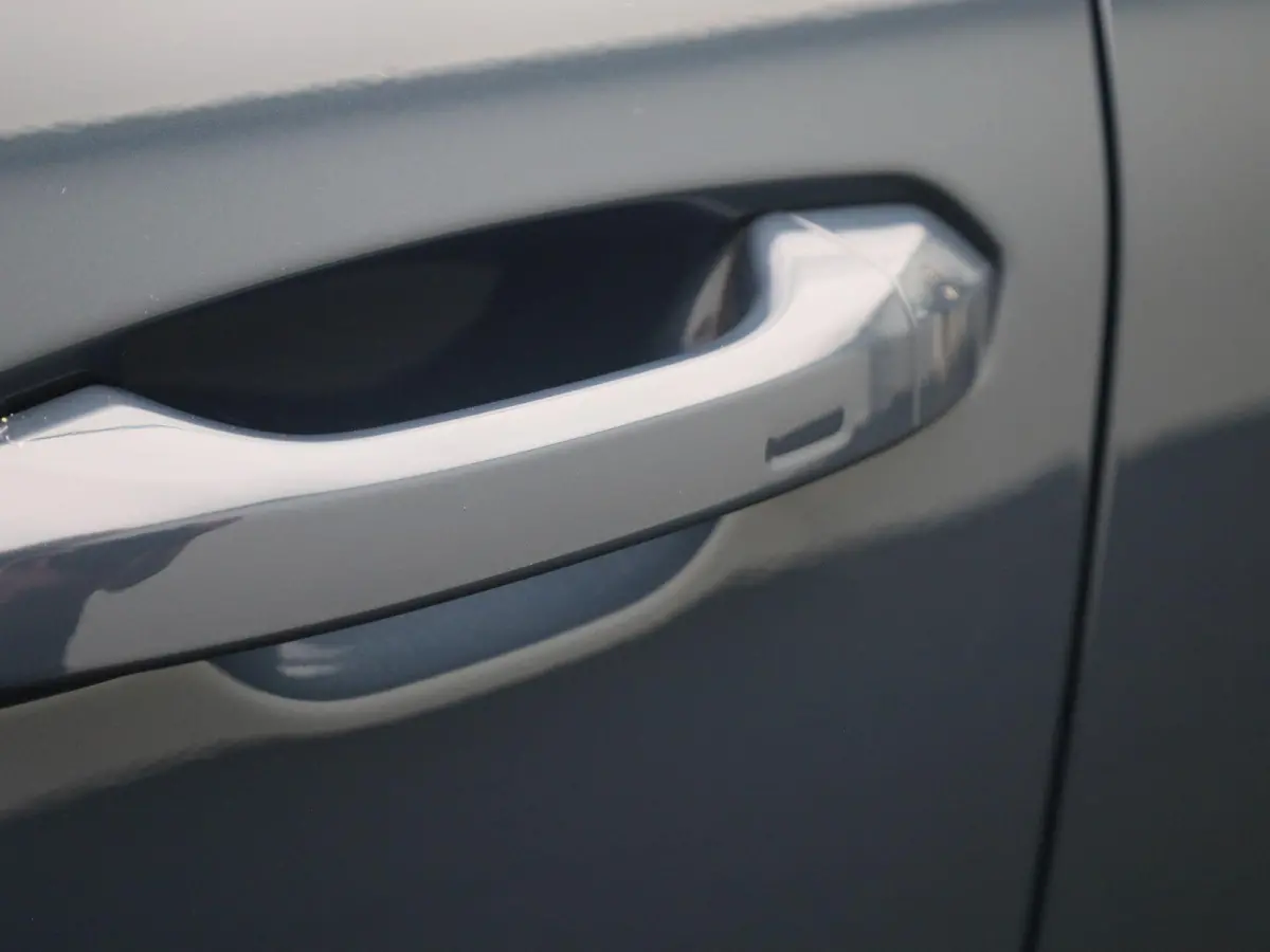 edition quattro 100 kWh 387 PK | SoH 99% | S line | Automaat | Augmented reality head-up display | Trekhaak | Luchtvering | Bang & Olufsen Premium 3D | Elektrisch verstelbaar stuur | Adaptiv