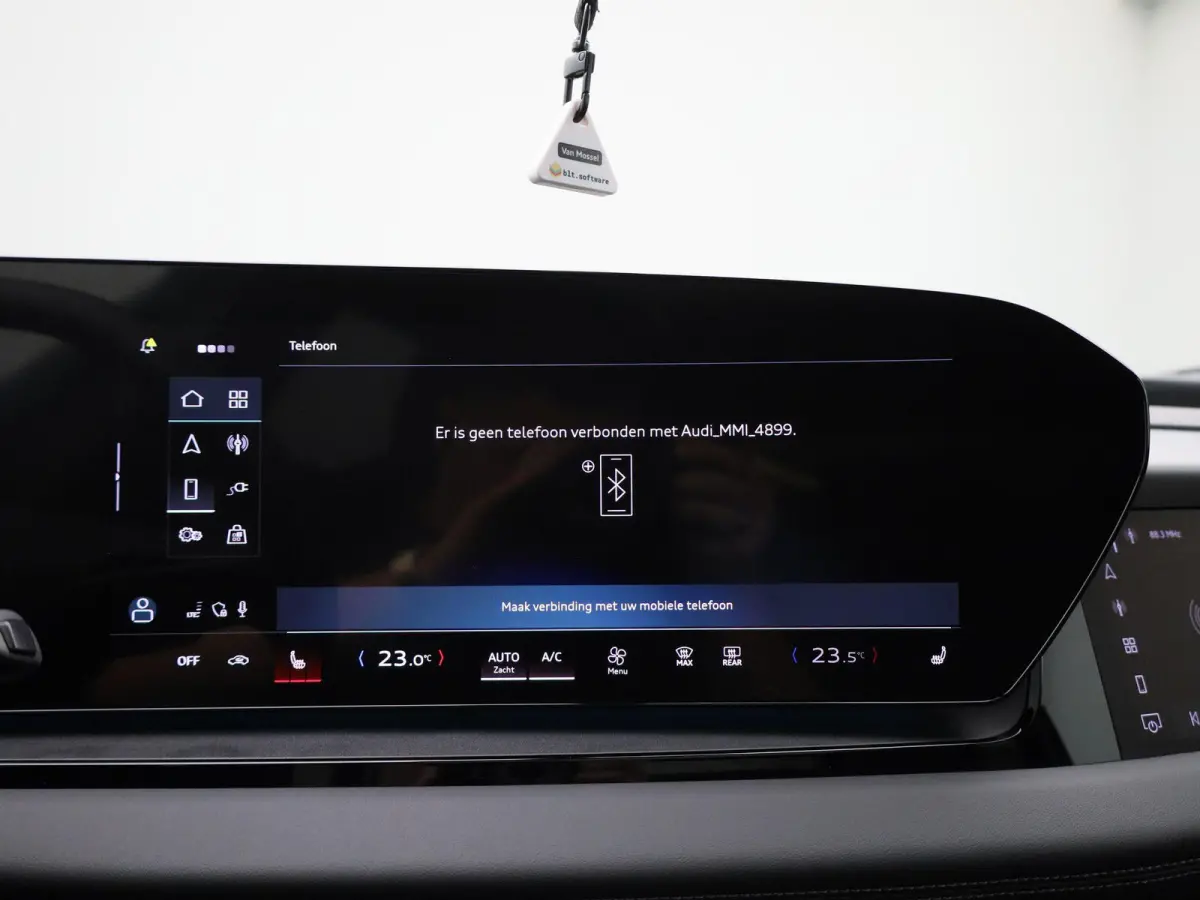 edition quattro 100 kWh 387 PK | Adaptive cruise control | Glazen panoramadak | Bang & Olufsen | Luchtvering | Dodehoekdetectie | 360 graden camera | Stuurverwarming | Stoelverwarming voor &
