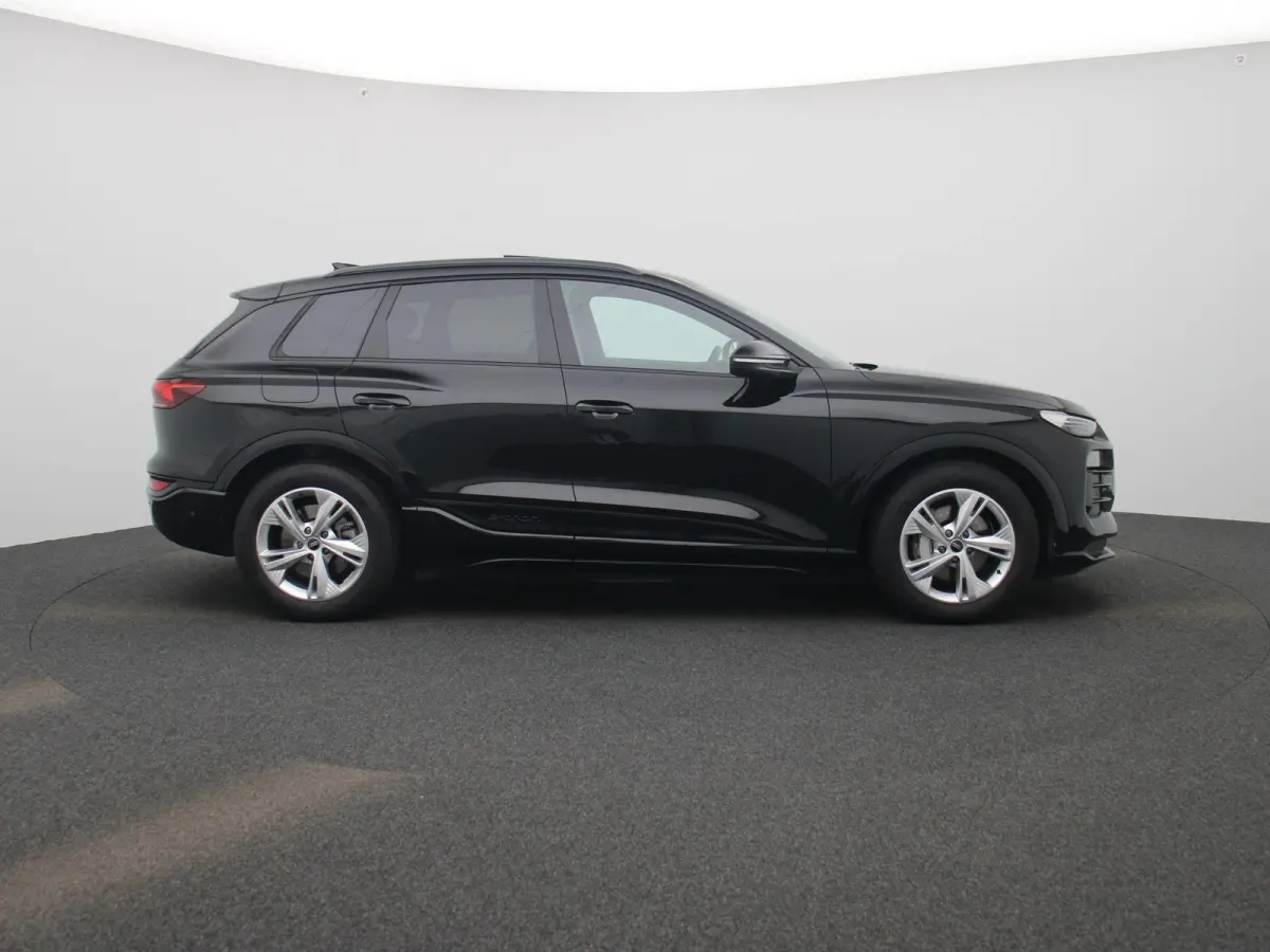 edition quattro 100 kWh 387 PK | Adaptive cruise control | Glazen panoramadak | Bang & Olufsen | Luchtvering | Dodehoekdetectie | 360 graden camera | Stuurverwarming | Stoelverwarming voor &