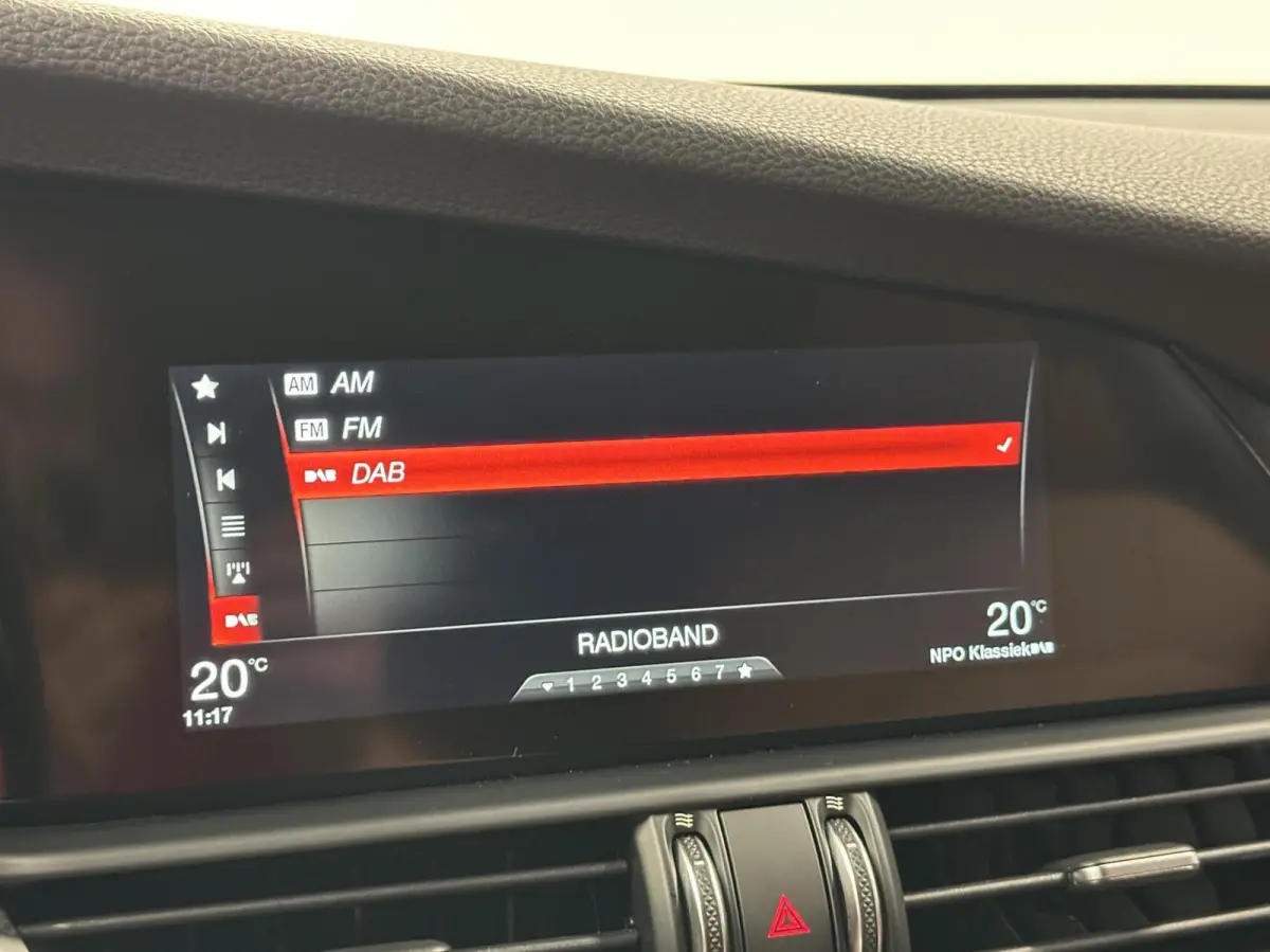 2.0T Super LEER NAVI CRUISE CAMERA 77000 KM.