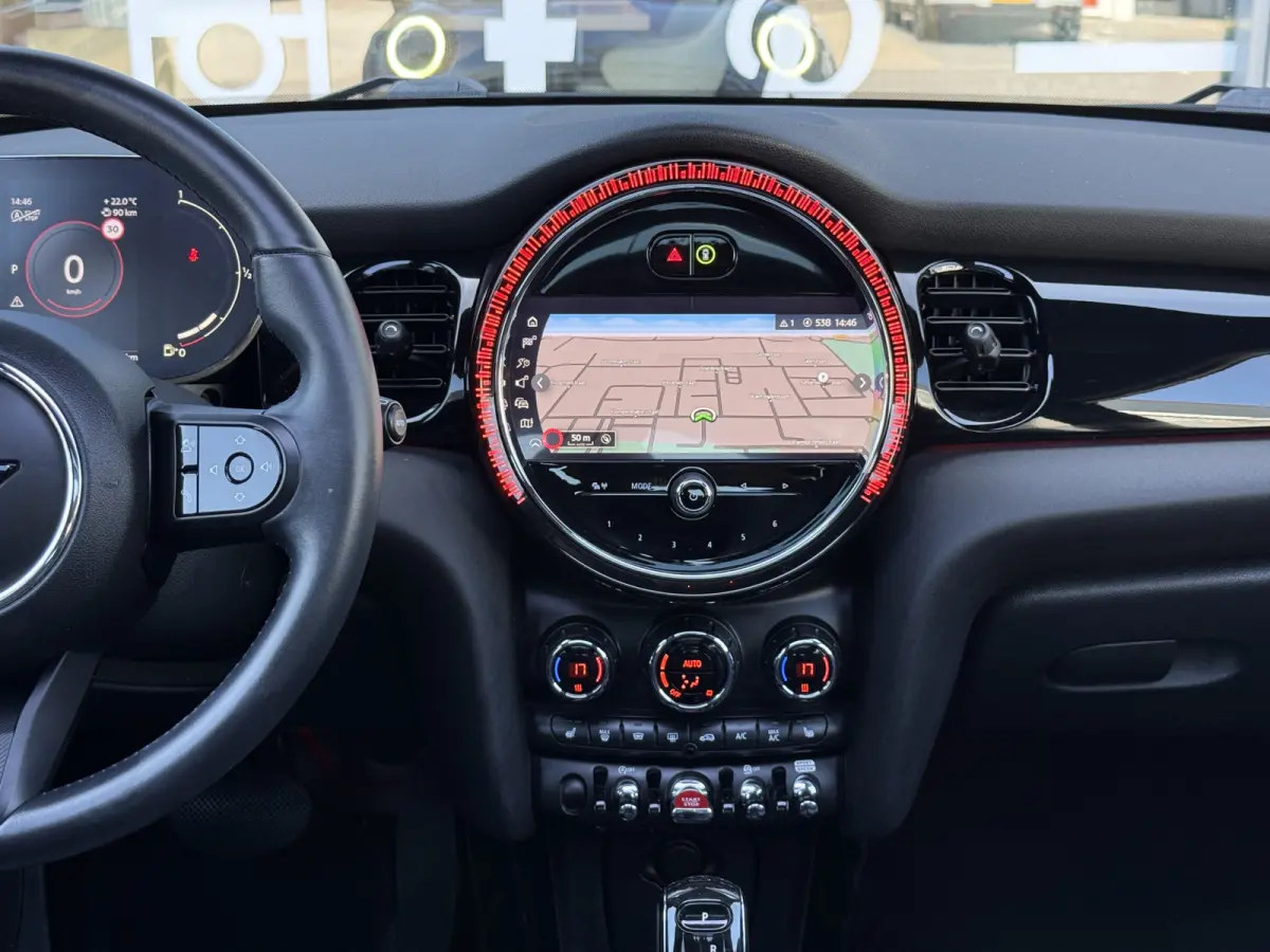 1.5 Cooper Pano/Leder/Camera