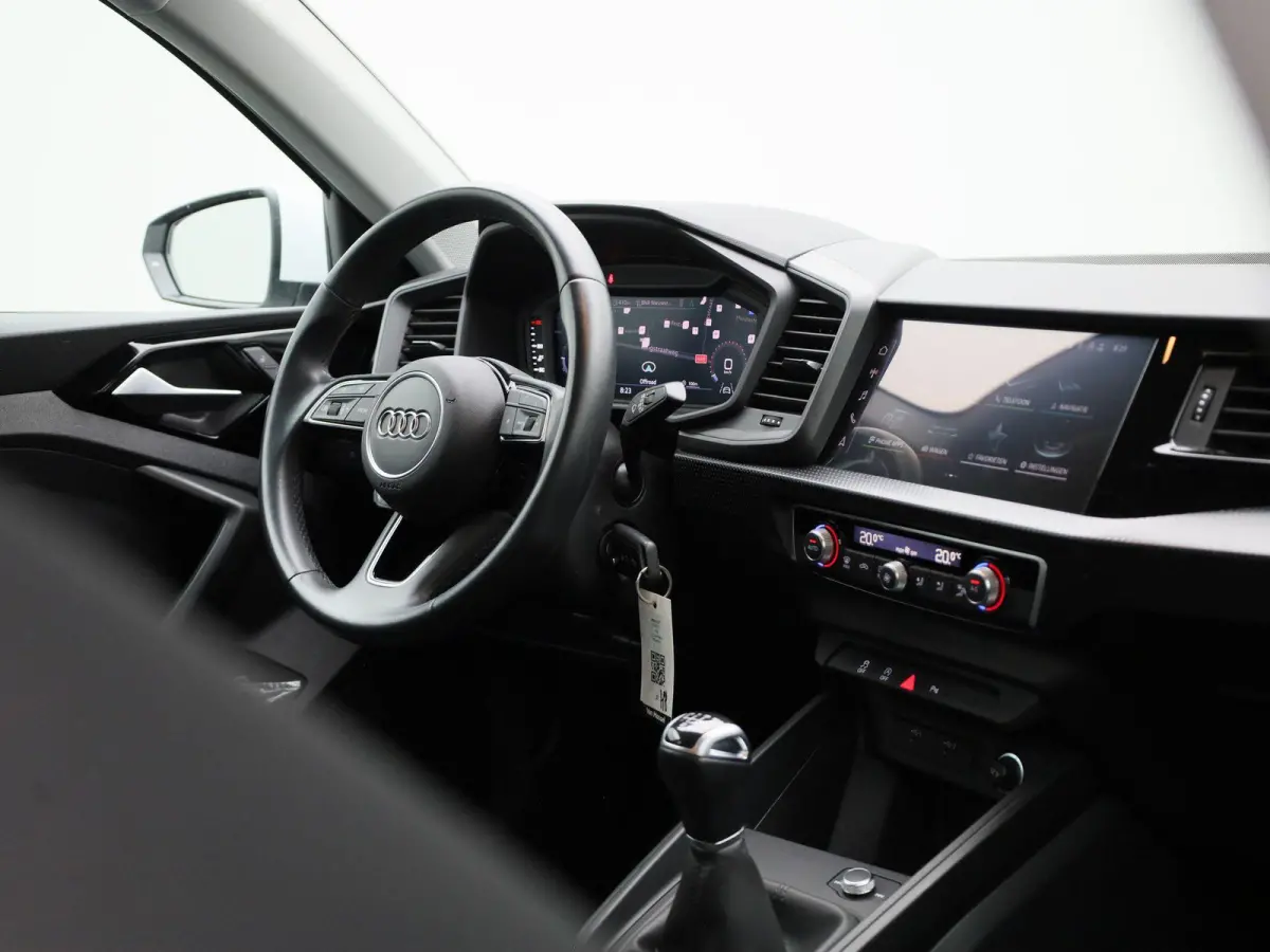 25 TFSI Pro Line 95 PK | Navigatie | Cruise Control | Parkeersensoren | Audi smartphone interface | Buitenspiegels inklapbaar | Climate Control |