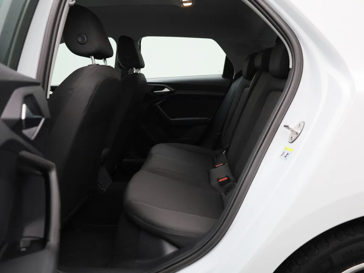 25 TFSI Pro Line 95 PK | Navigatie | Cruise Control | Parkeersensoren | Audi smartphone interface | Buitenspiegels inklapbaar | Climate Control |