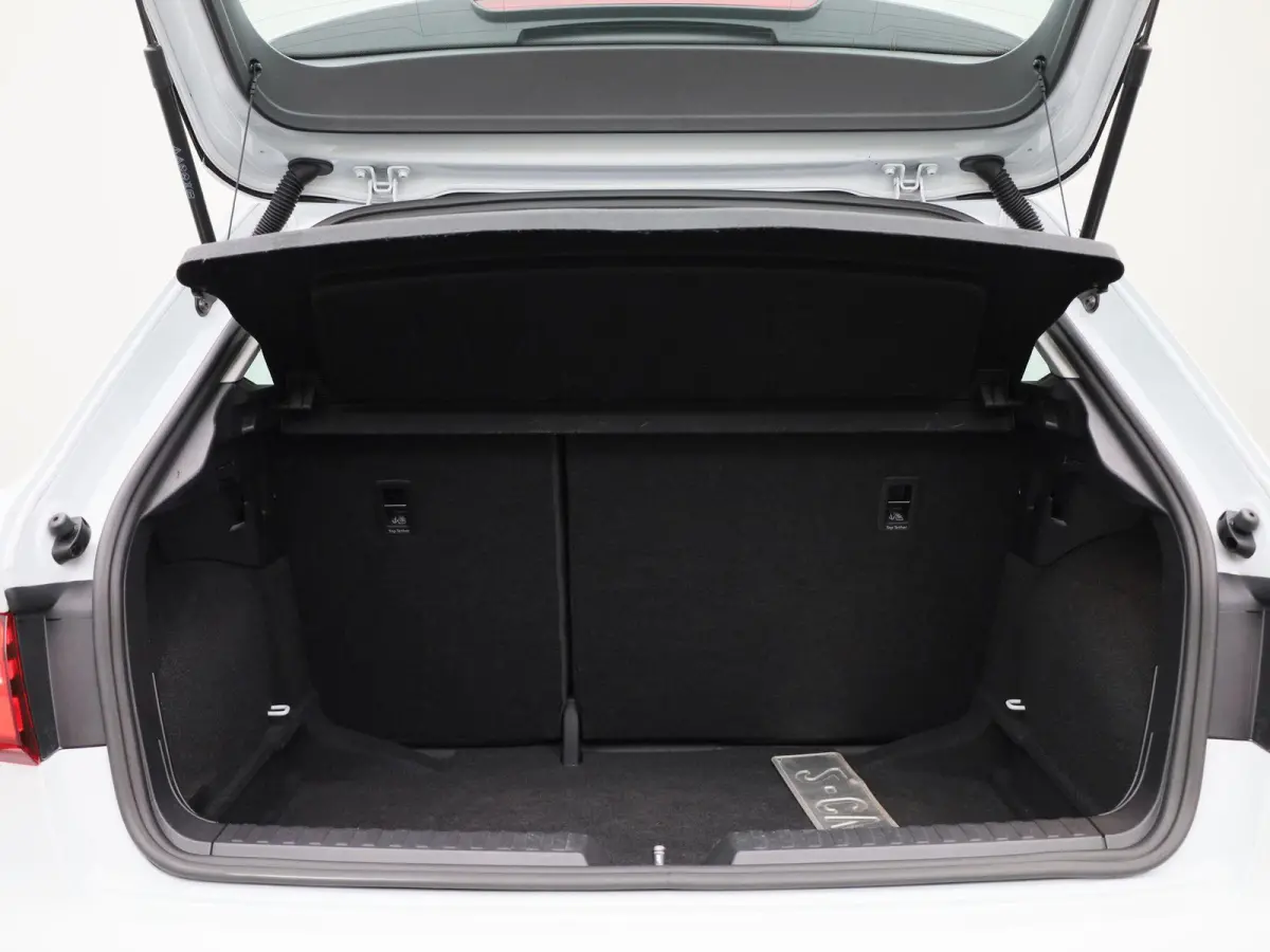 25 TFSI Pro Line 95 PK | Navigatie | Cruise Control | Parkeersensoren | Audi smartphone interface | Buitenspiegels inklapbaar | Climate Control |